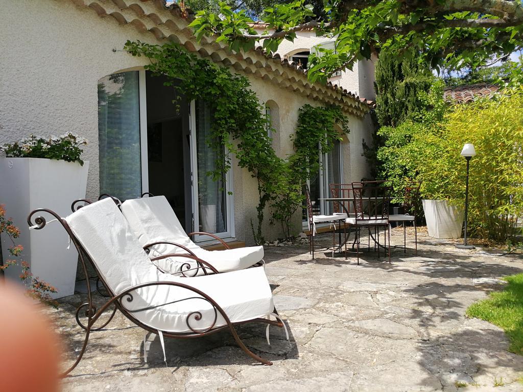 La Bastide Des Muriers Hotel Deaux Exterior photo